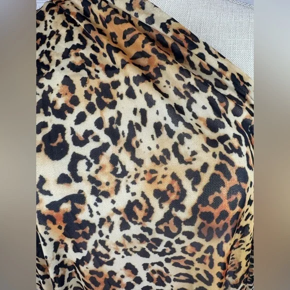 Catwalk Sexy Backless Leopard See Through Cowl Neckline Vacation Beach D… - Picture 10 of 10